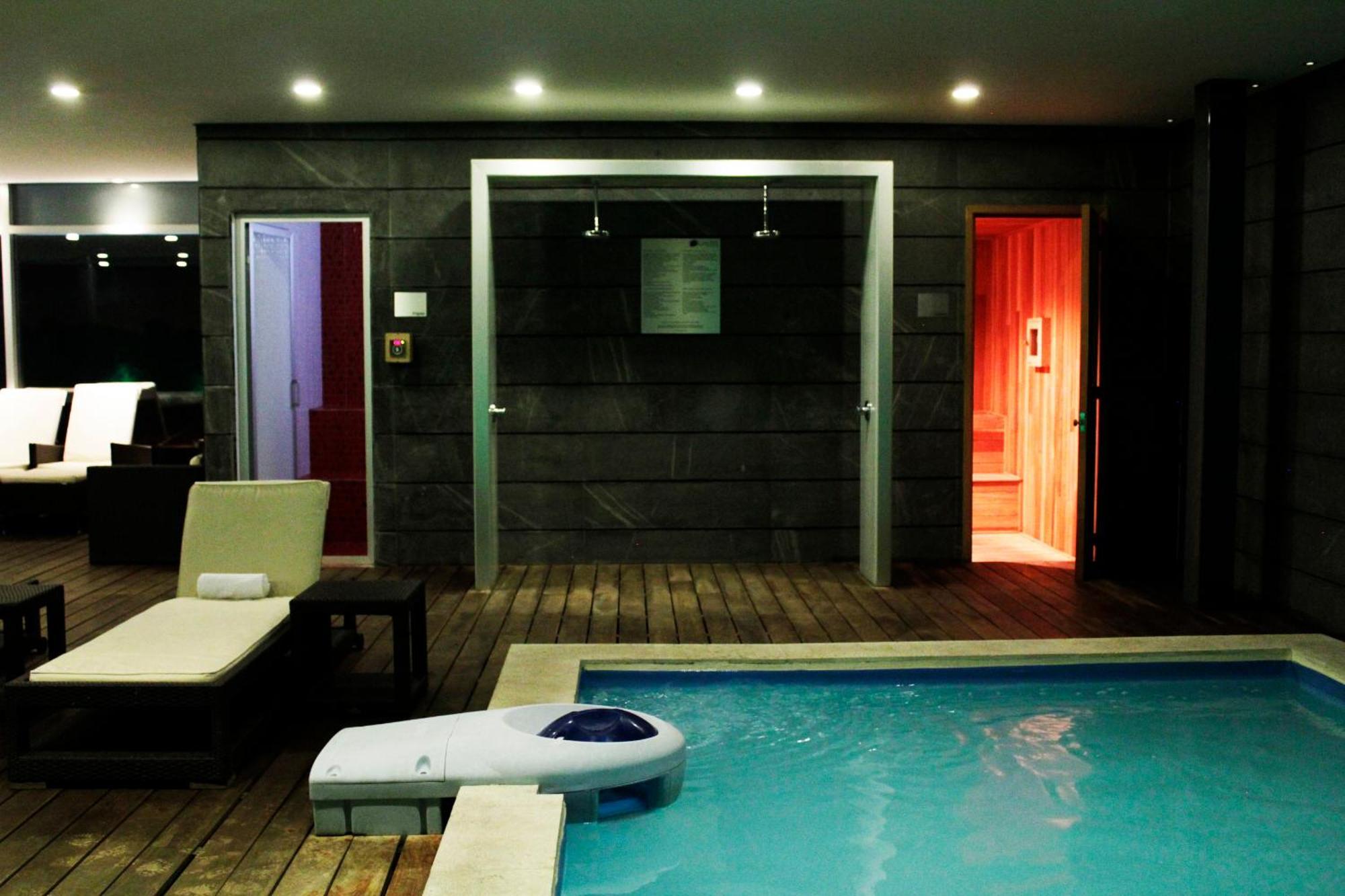 Casa Inn Premium Hotel Queretaro Exterior photo The spa at the hotel